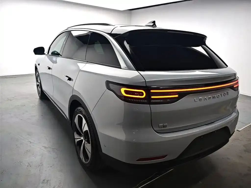 Leapmotor C11 — фото 10