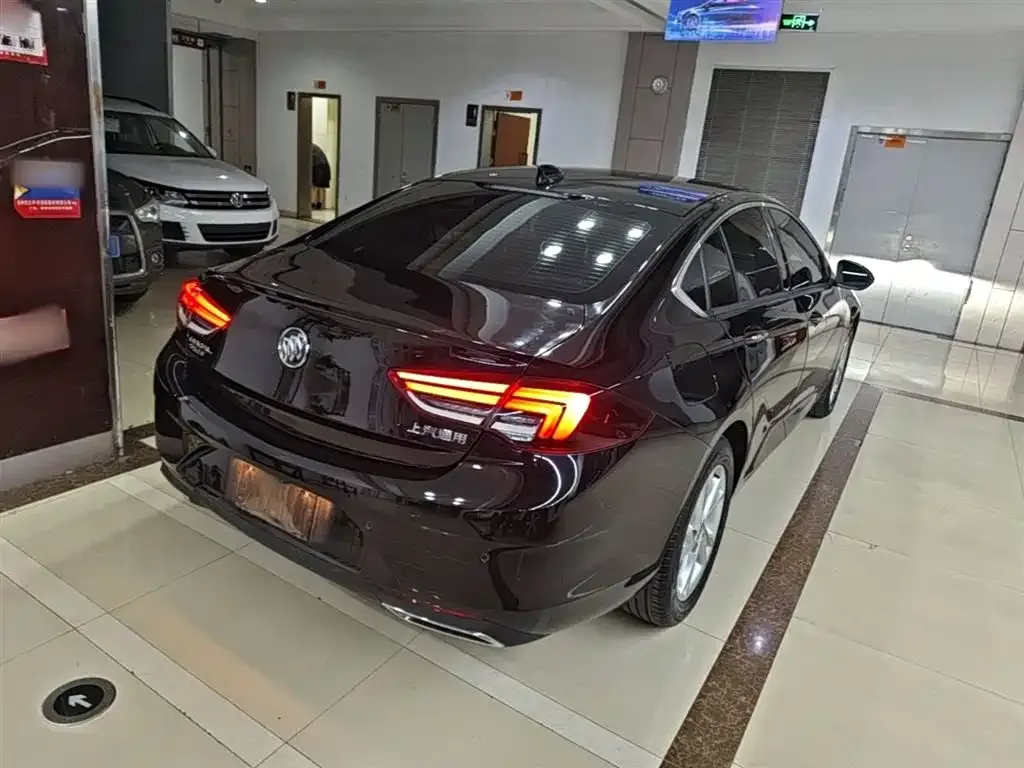Buick Regal — фото 2