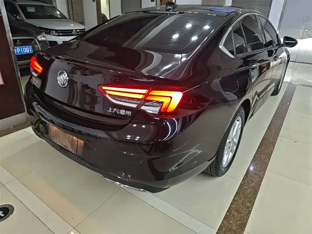 Buick Regal — фото 10