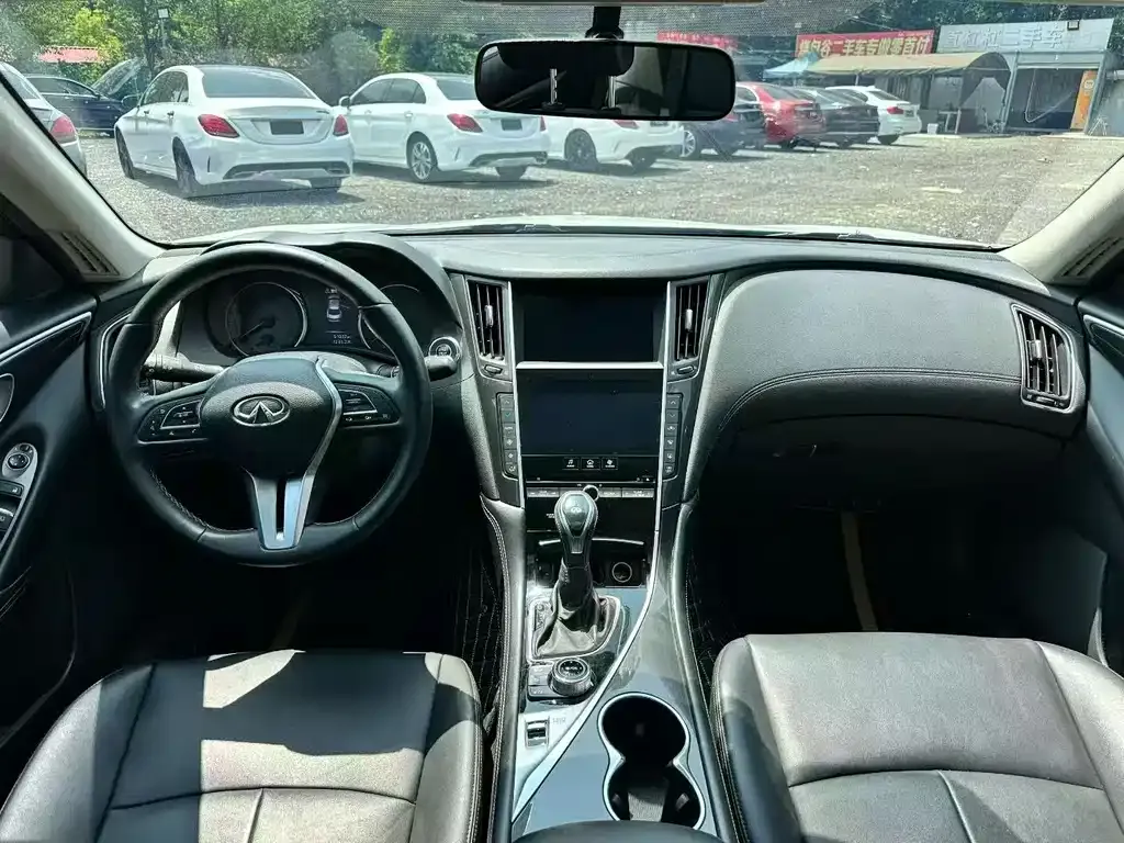 Infiniti Q50L 2022 из CN, фото 4