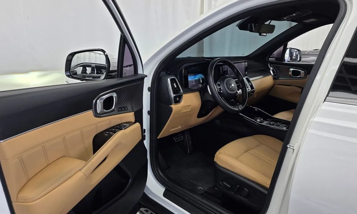 Kia Sorento — фото 6
