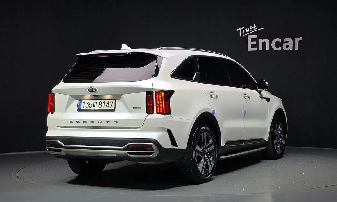 Kia Sorento — фото 4