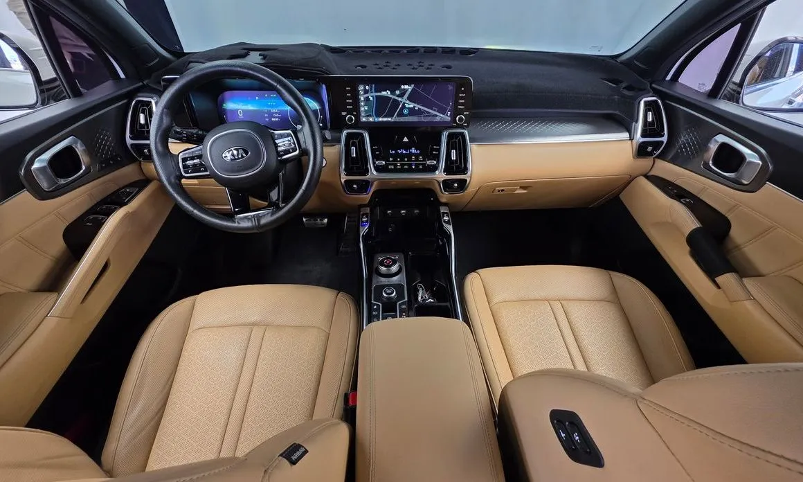 Kia Sorento — фото 10