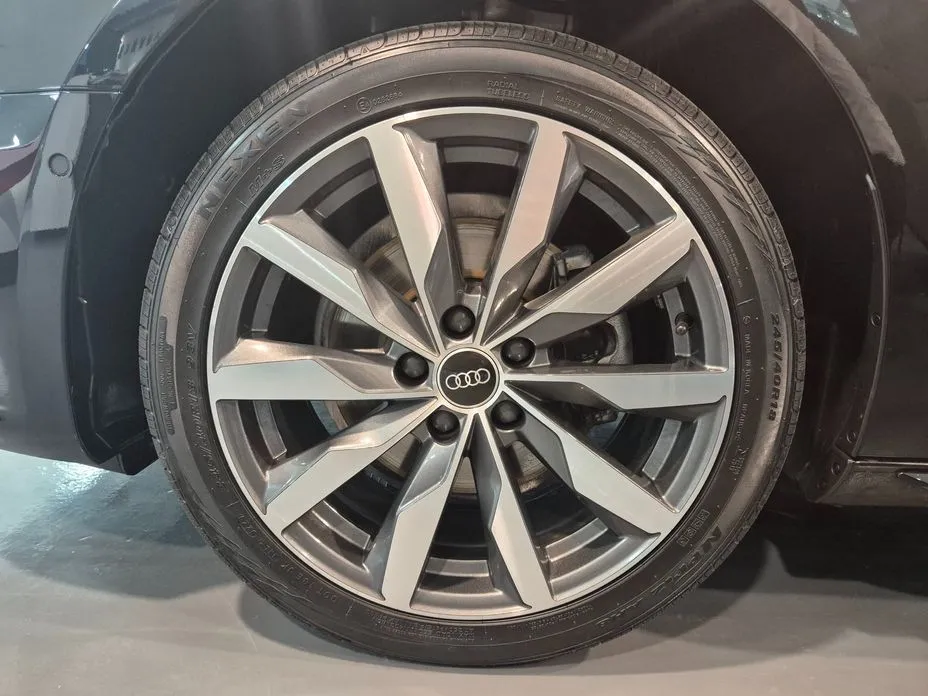 Audi A4 2023 из KR, фото 8