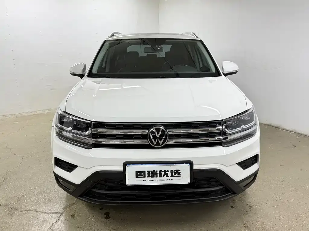 Volkswagen Tharu — фото 4