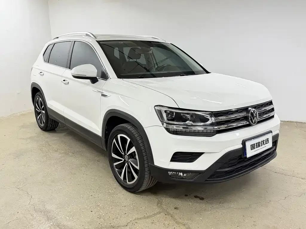 Volkswagen Tharu — фото 3