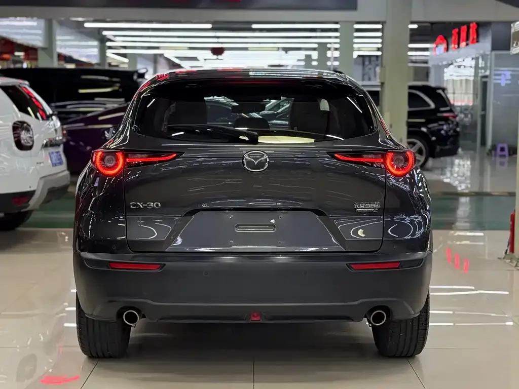 Mazda CX-30 — фото 2