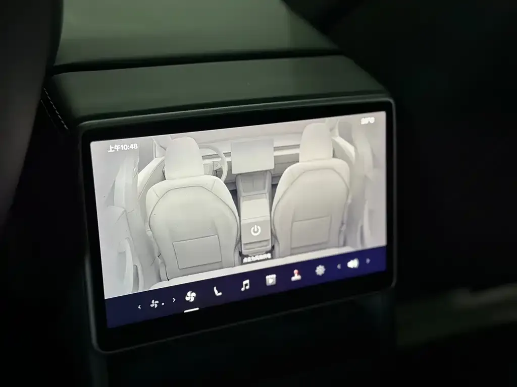 Tesla Model 3 — фото 6