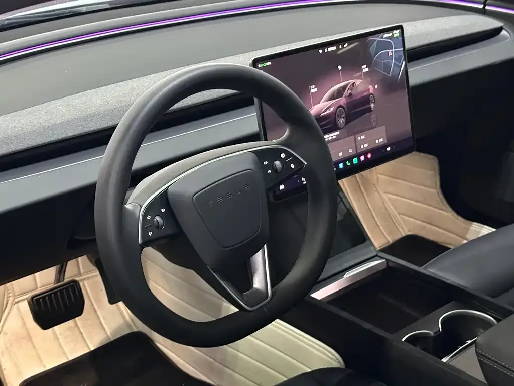 Tesla Model 3 — фото 8
