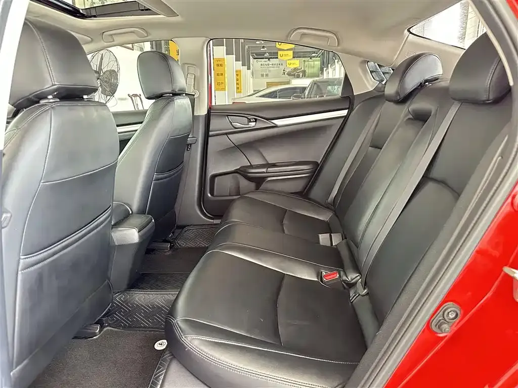 Honda Civic — фото 3