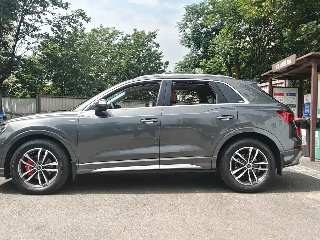 Audi Q3 — фото 9