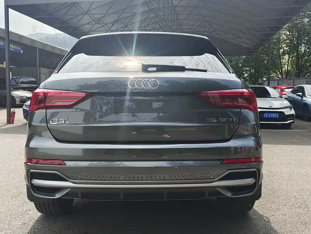 Audi Q3 — фото 3