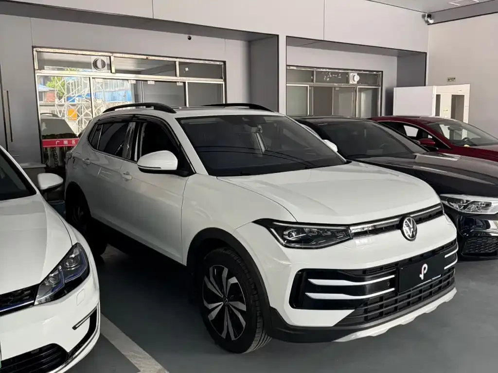 Volkswagen Tharu — фото 7