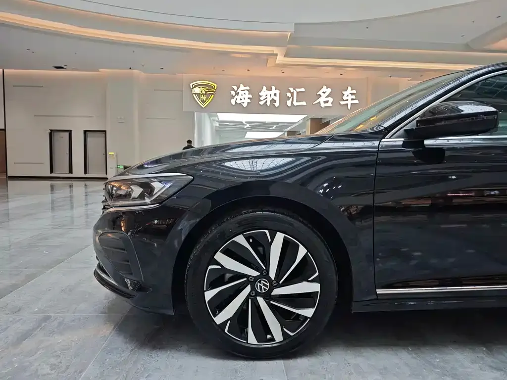 Volkswagen Passat — фото 9