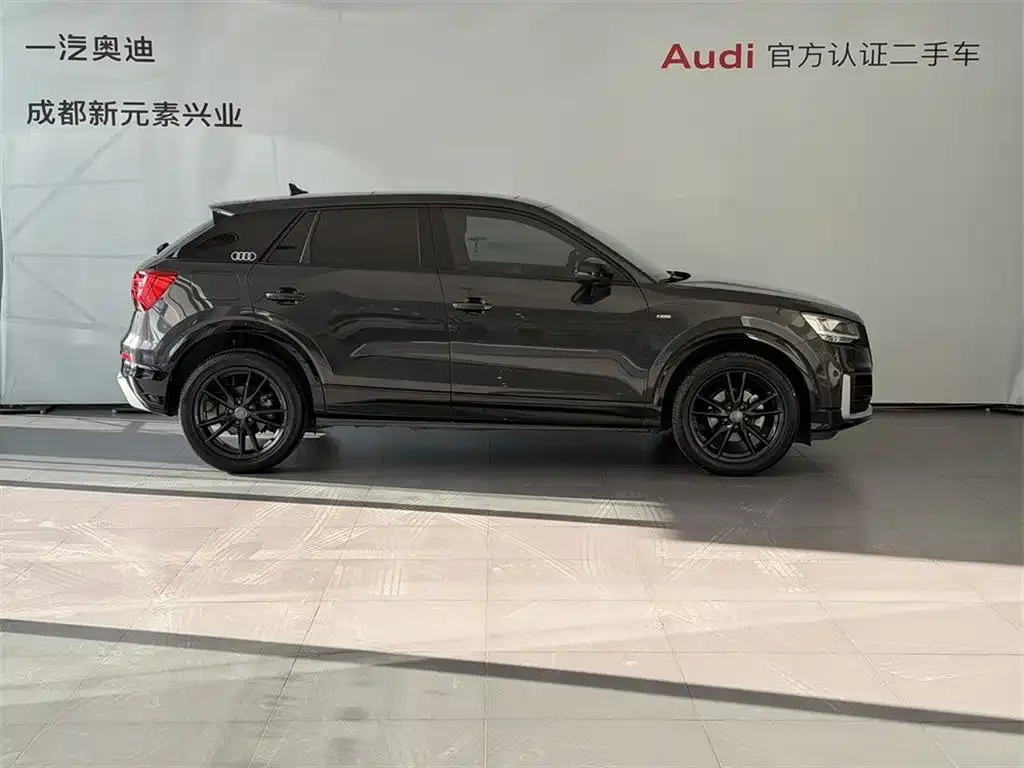 Audi Q2L 2021 из CN, фото 3