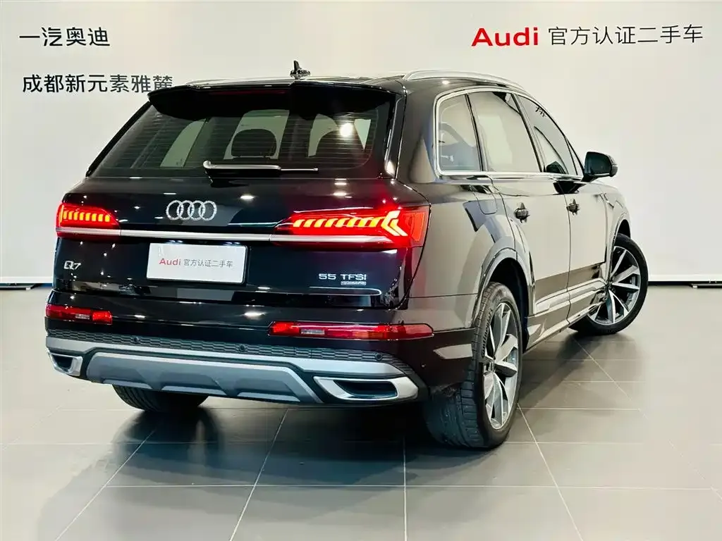 Audi Q7 — фото 3