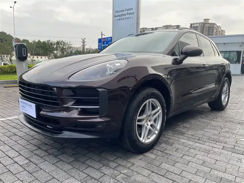 Porsche Macan — фото 1