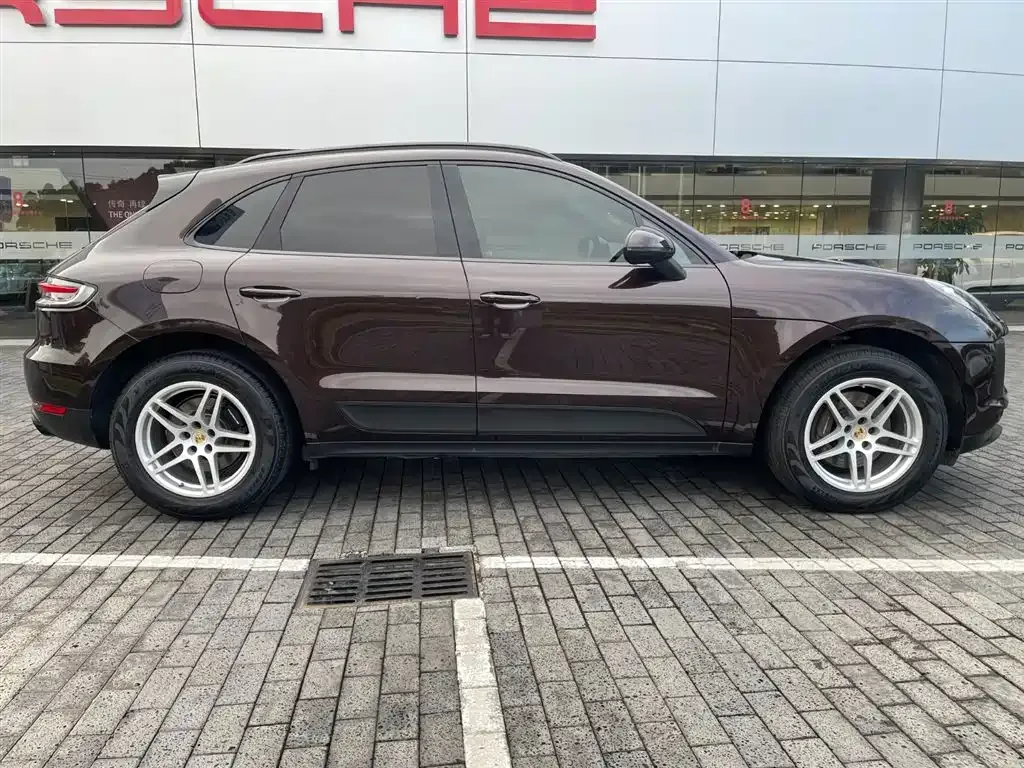 Porsche Macan — фото 10
