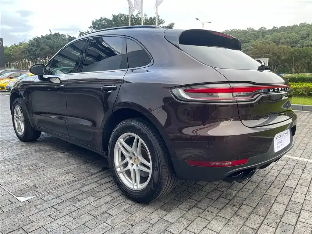Porsche Macan — фото 9
