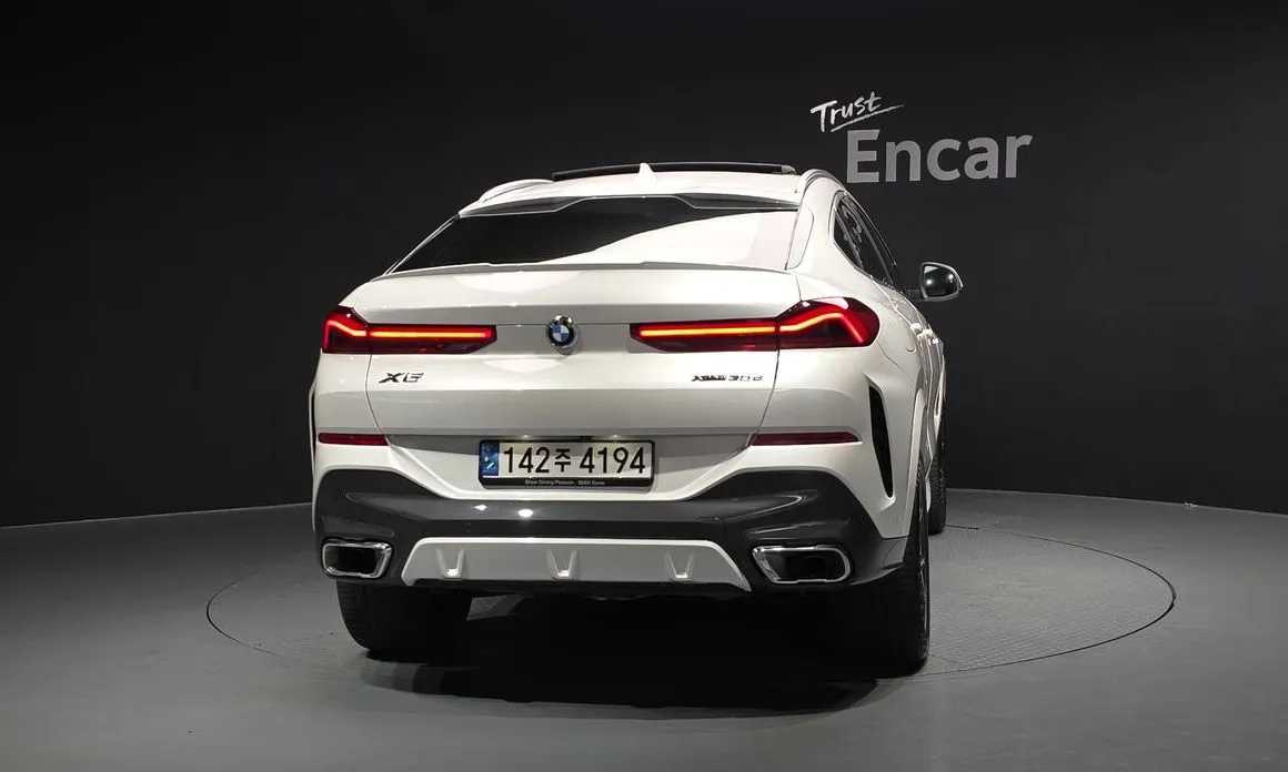 BMW X6 2023 из KR, фото 2