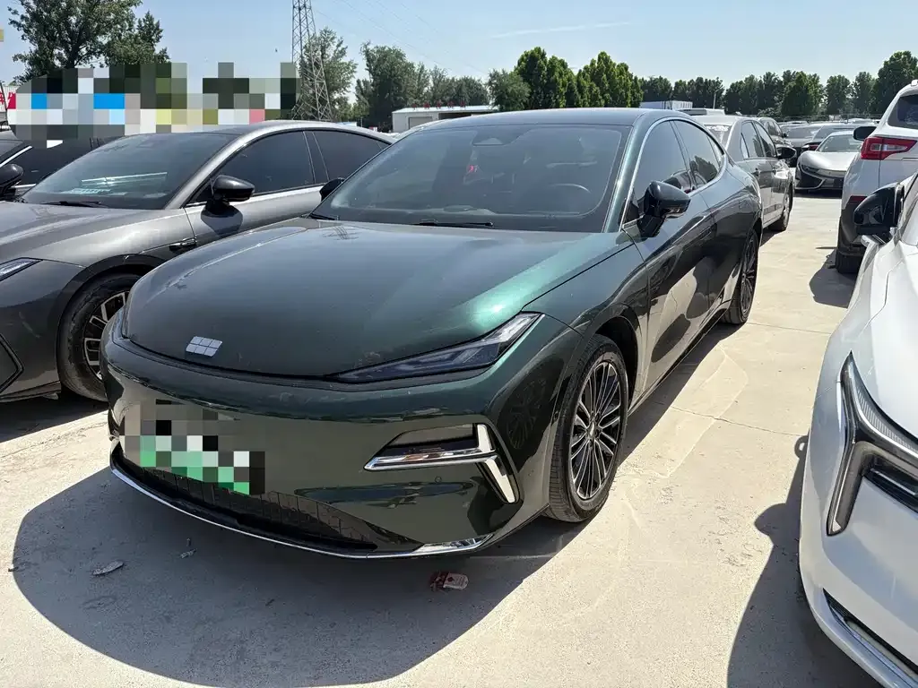 Geely Galaxy Xingyao 8