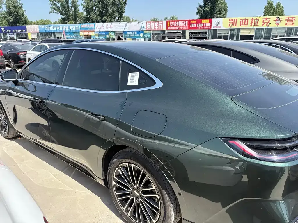 Geely Galaxy Xingyao 8 2025 из CN, фото 8