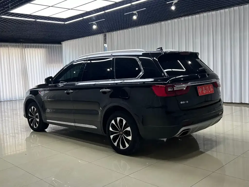 Hongqi HS7 — фото 10