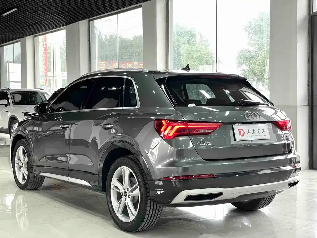 Audi Q3 — фото 2