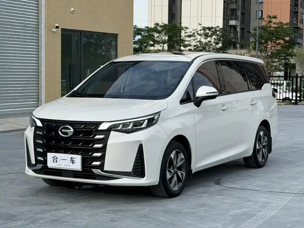 GAC Motor Trumpchi M6 — фото 1
