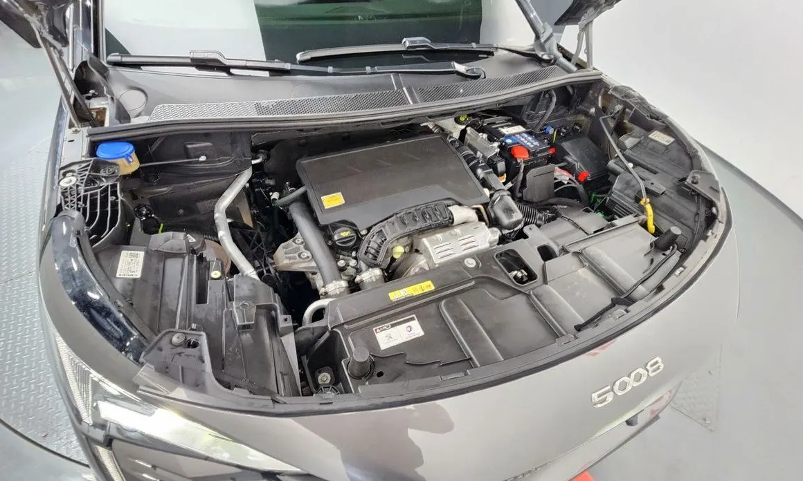 Peugeot 5008 2022 из KR, фото 10