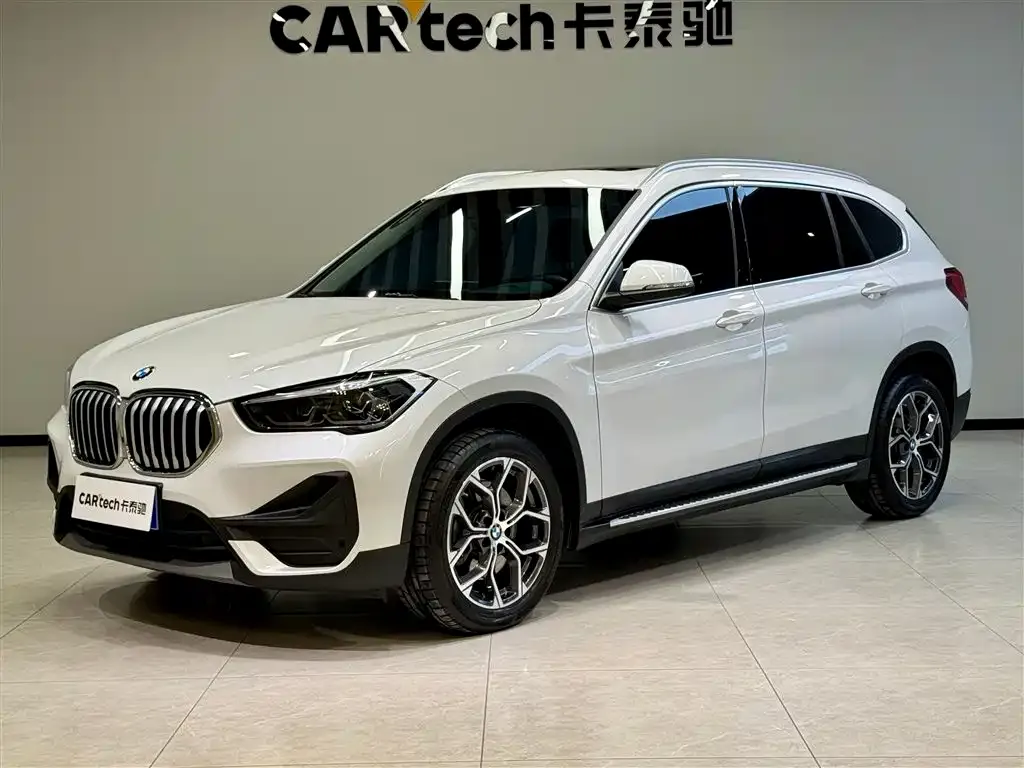 BMW X1 — фото 1