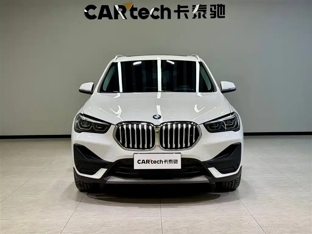 BMW X1 — фото 5