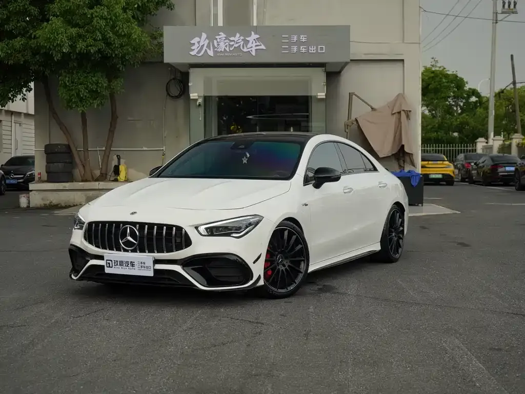 Mercedes-Benz CLA AMG