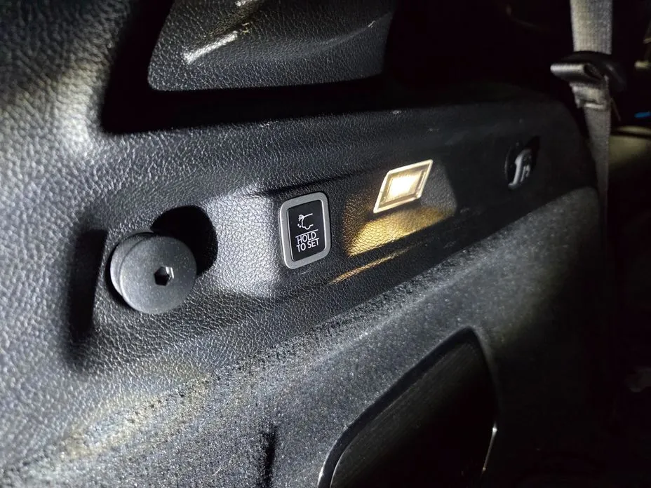 Jeep Cherokee — фото 4