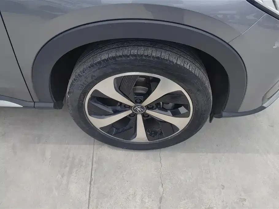 BYD PLUS New Energy — фото 10