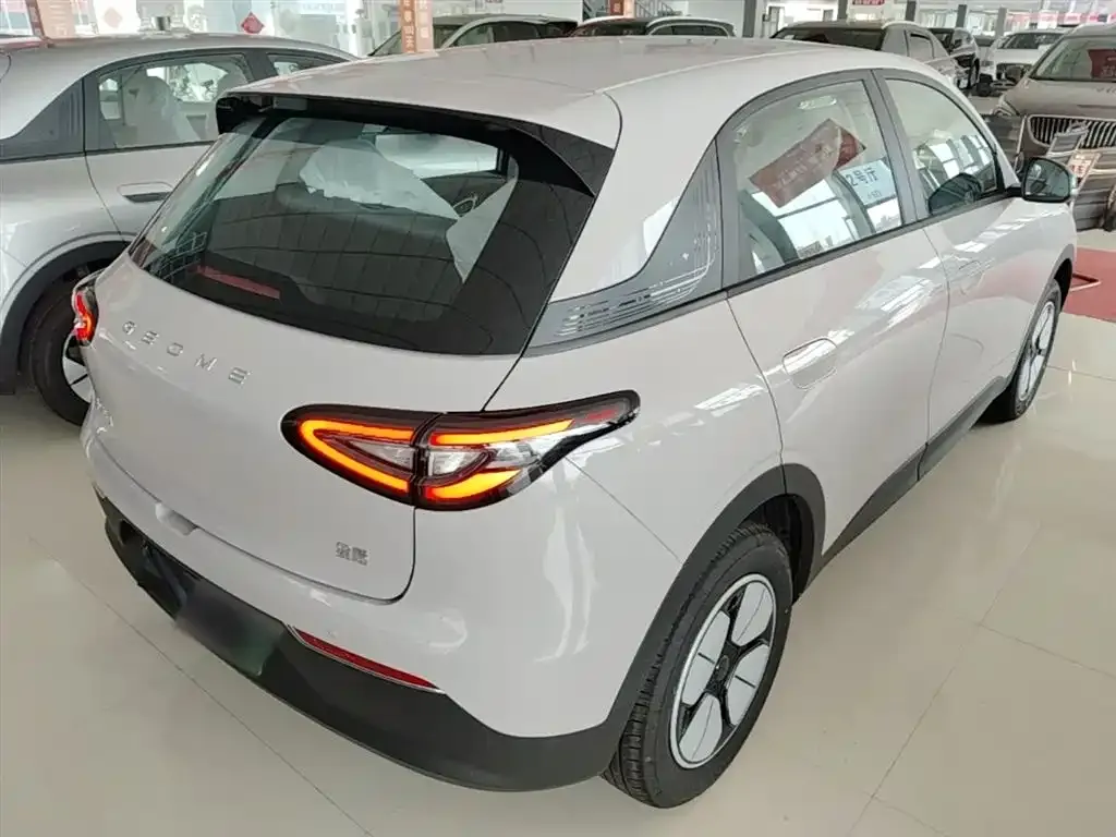 Geely Starburst — фото 7