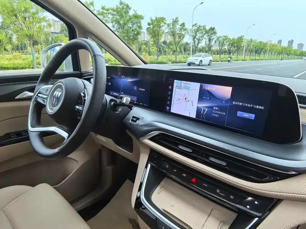 Buick GL8 Hybrid — фото 4