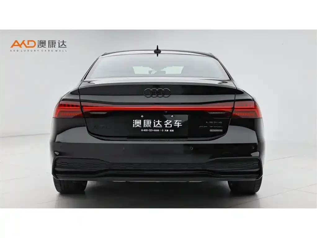 Audi A7L — фото 2