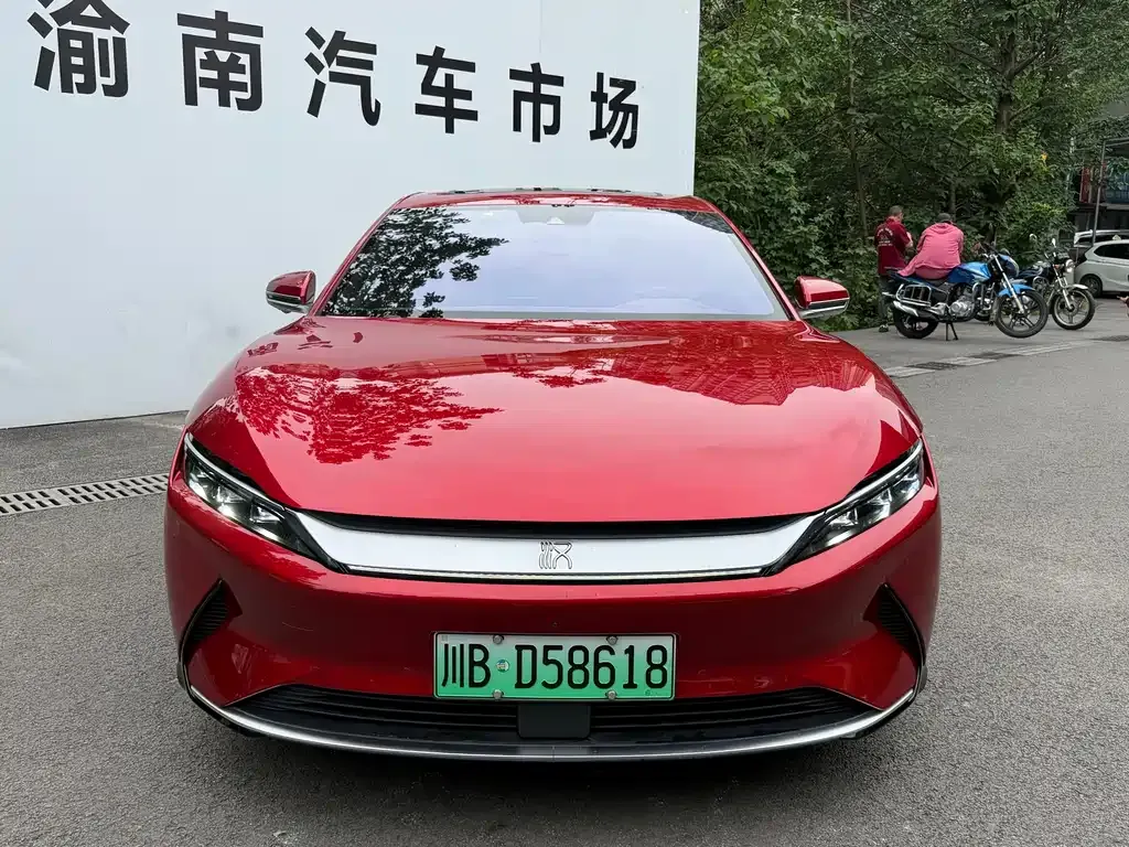 BYD Han — фото 10