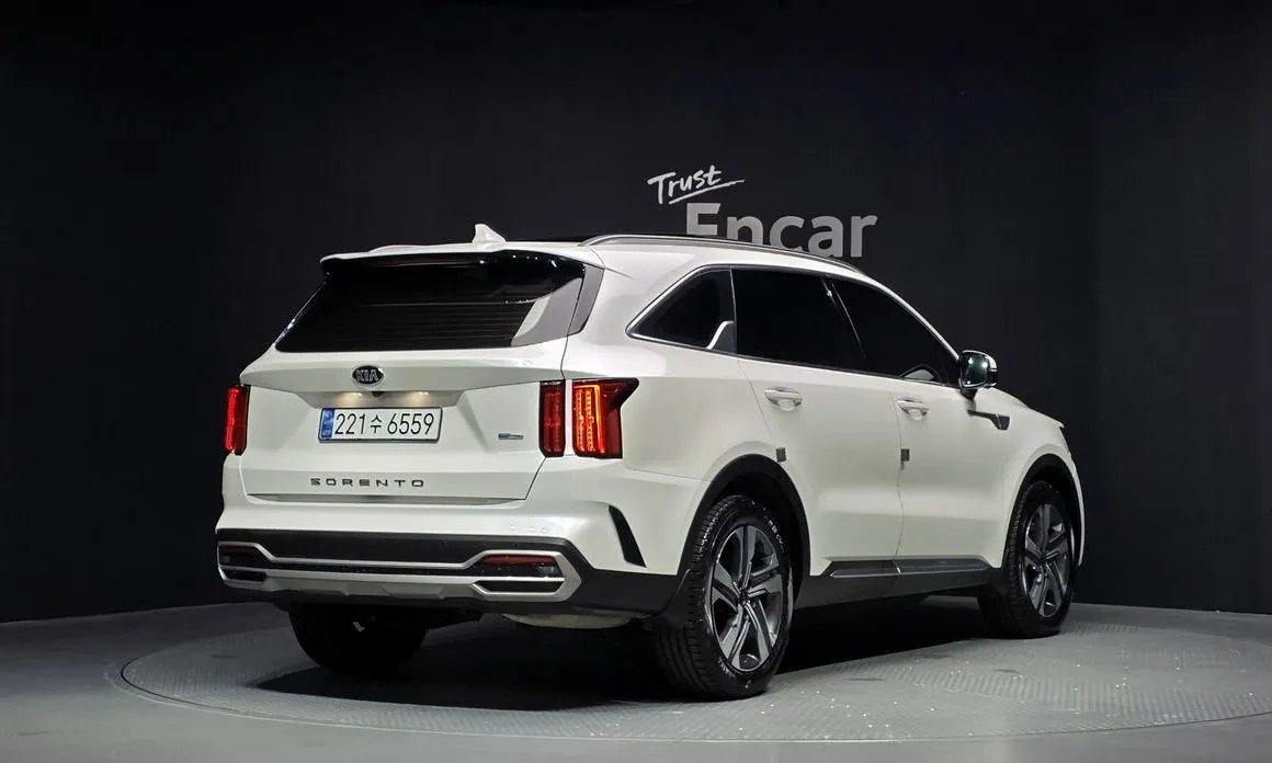 Kia Sorento — фото 4