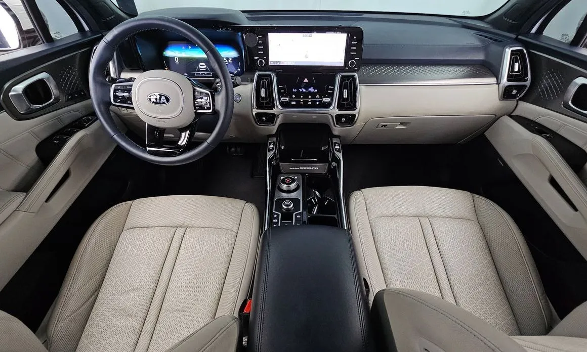 Kia Sorento — фото 10
