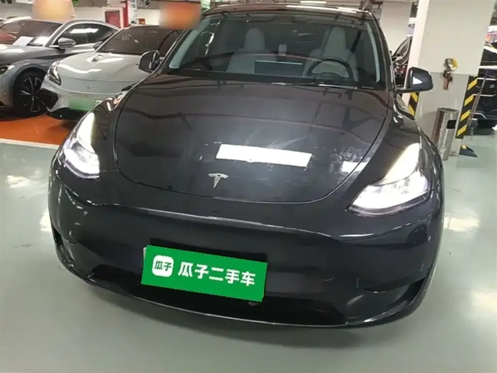 Tesla Model Y — фото 6