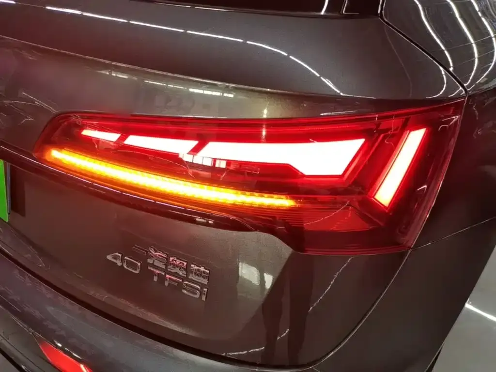Audi Q5L — фото 2