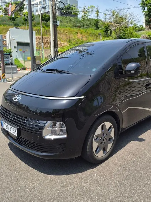 Hyundai Staria
