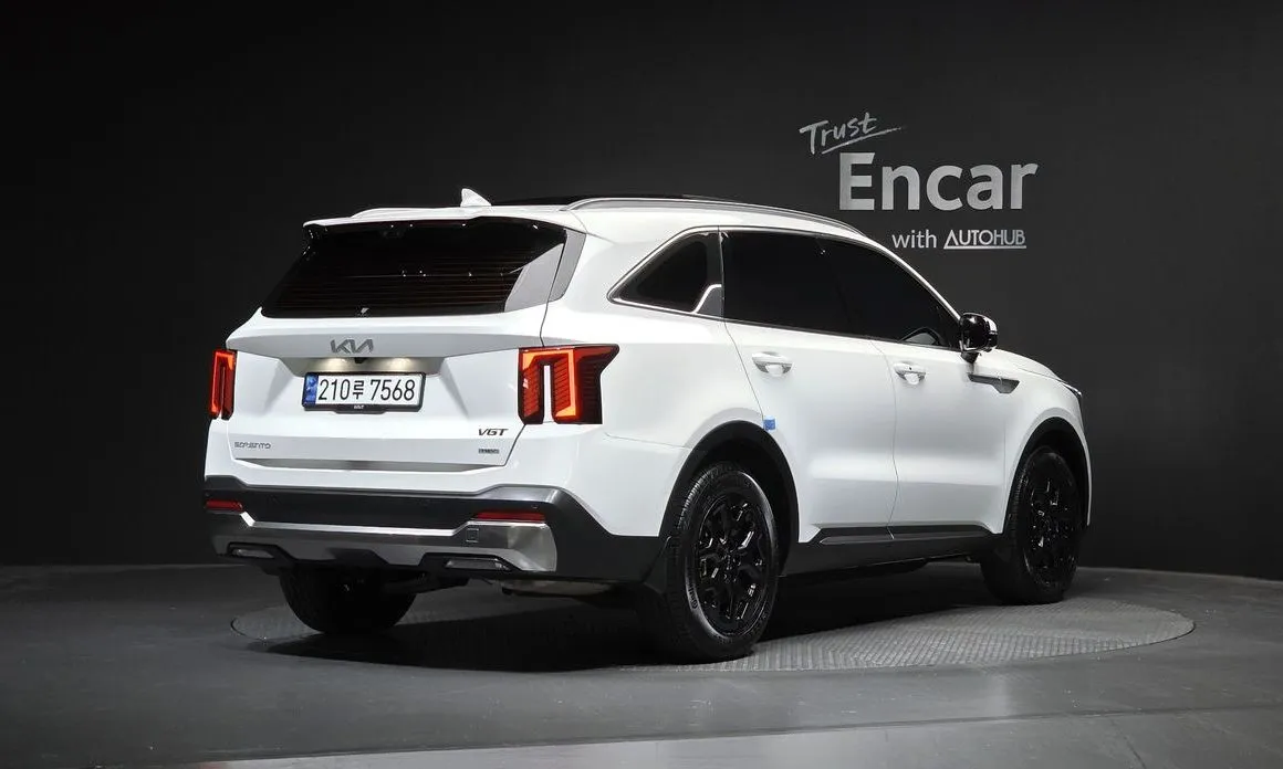Kia Sorento — фото 7