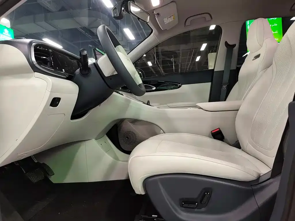 Geely Starburst — фото 3