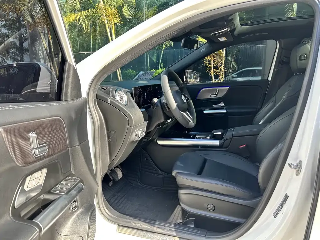 Mercedes-Benz GLA 2023 из CN, фото 3