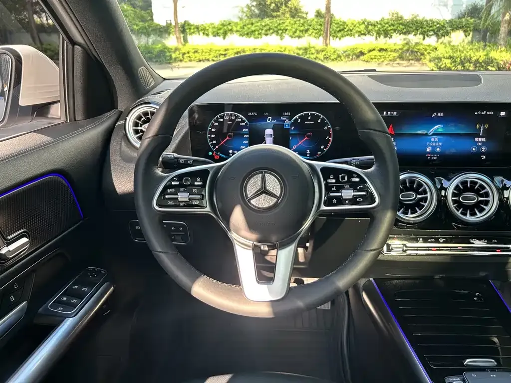 Mercedes-Benz GLA 2023 из CN, фото 2