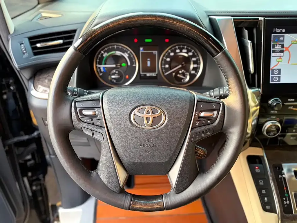 Toyota Vellfire 2021 из CN, фото 2