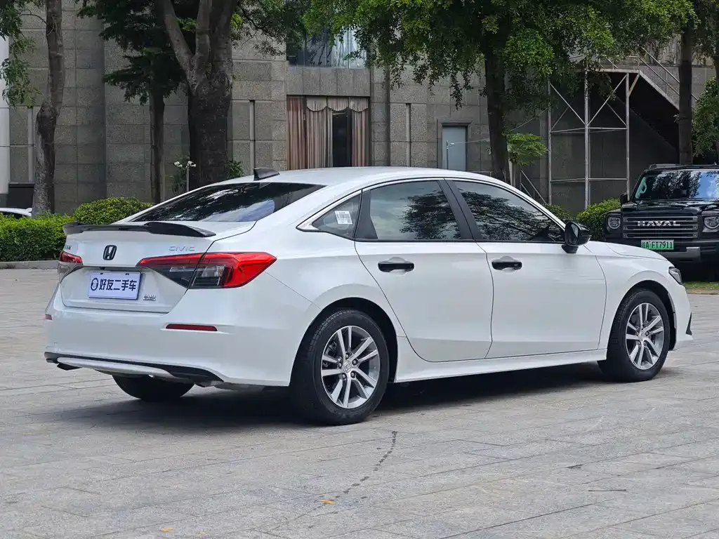 Honda Civic — фото 7